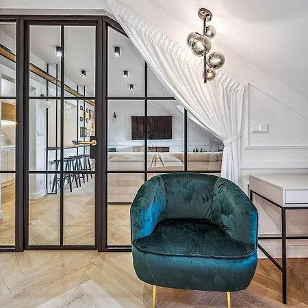 Benovsky Apartment *