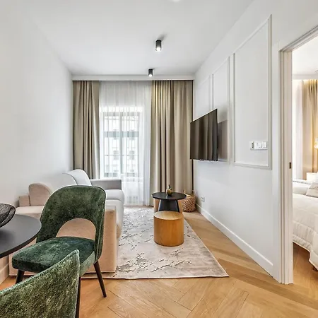 Benovsky Apartment *