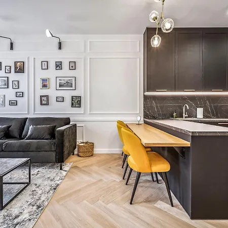 Benovsky Apartment *