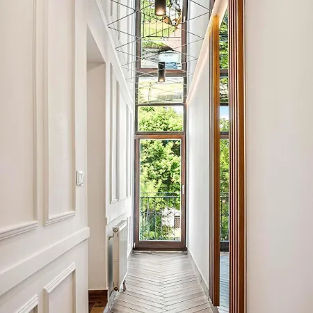 شقة Benovsky بوبراد